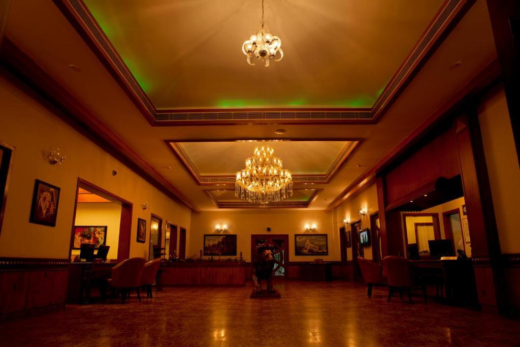 Oh Biz Premier At Leonia Hotel Hyderabad Exterior foto